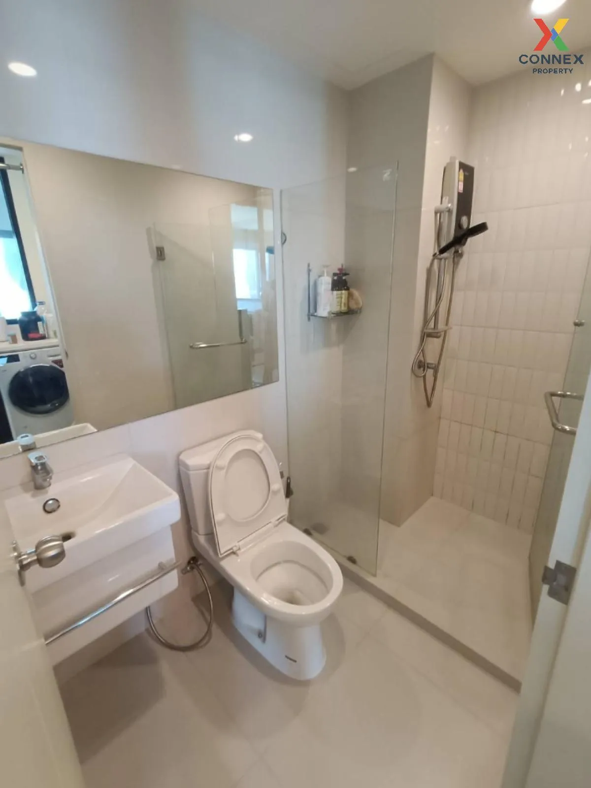 เช่าคอนโด  ไลฟ์ อโศก MRT-เพชรบุรี บางกะปิ เขต ห้วยขวาง กรุงเทพ CX