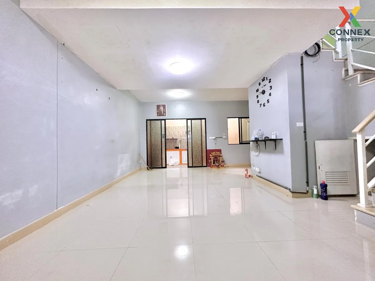 For Sale Townhouse/Townhome  , THE CONNECT Suanluang - Onnut , Pr 4