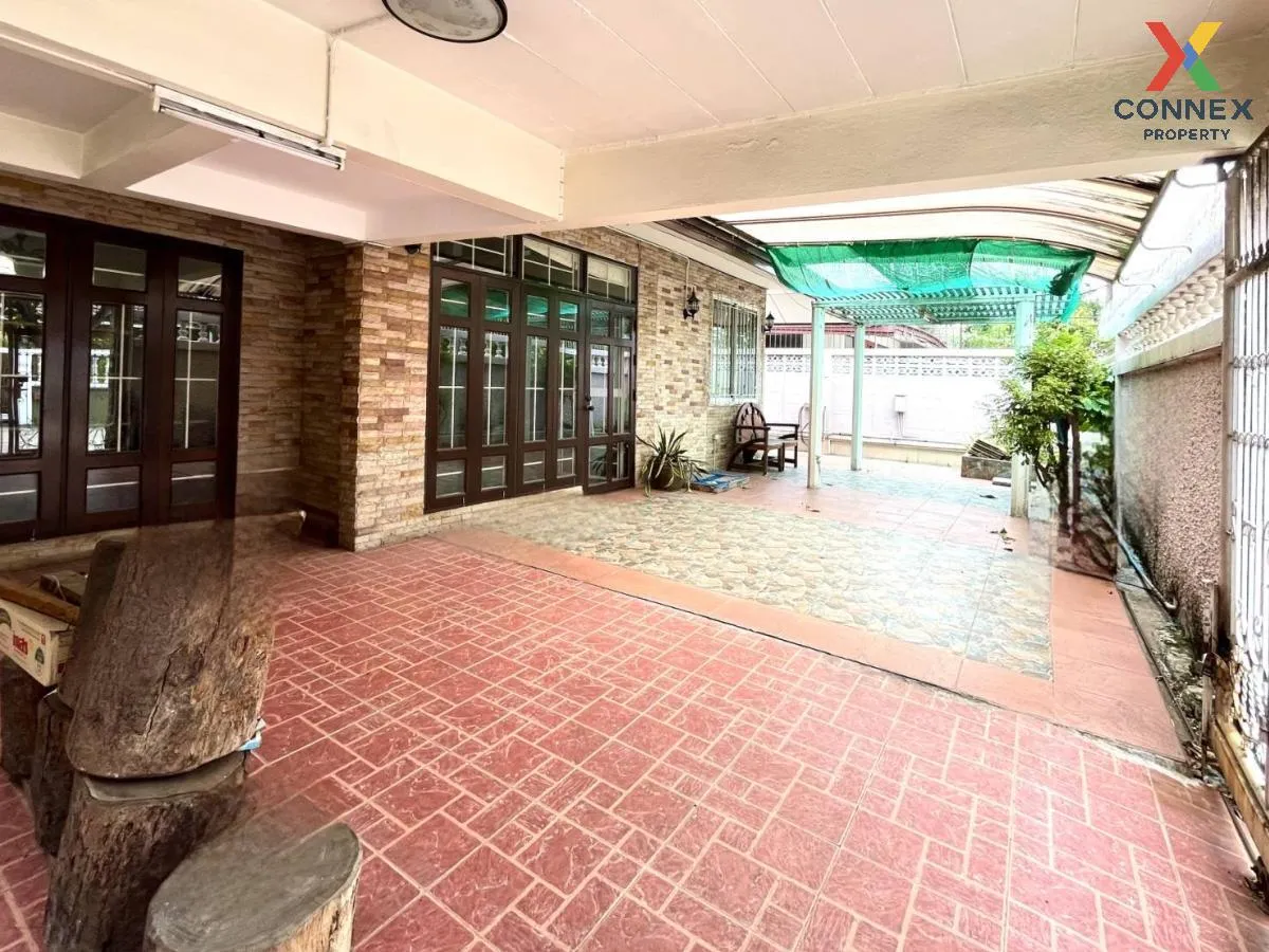 For Sale House , Tubkeaw , wide frontage , Bang Chak , Phra Khano 3