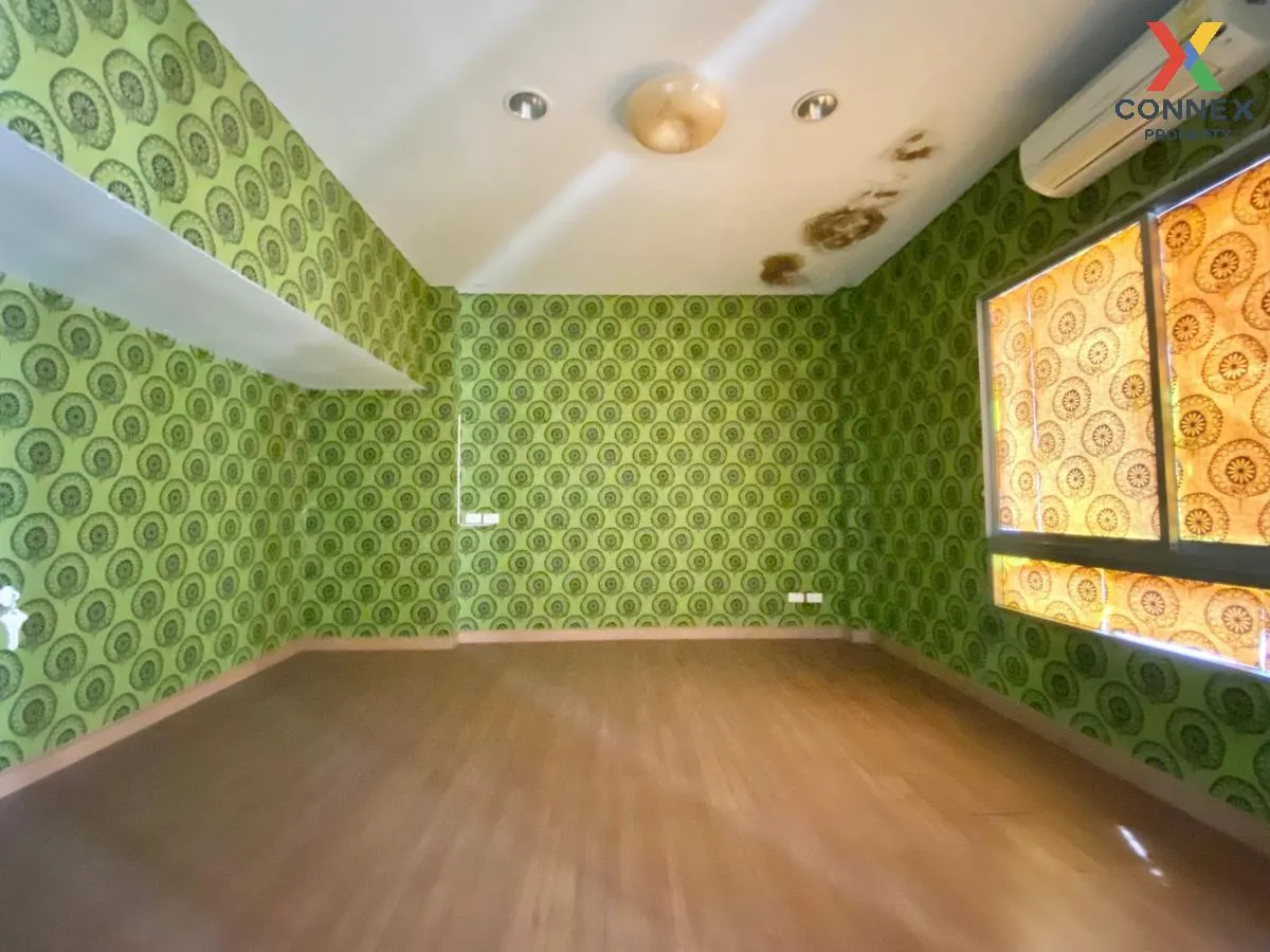 For Sale Townhouse/Townhome  ,  Baan Klang Muang The Royal Monaco