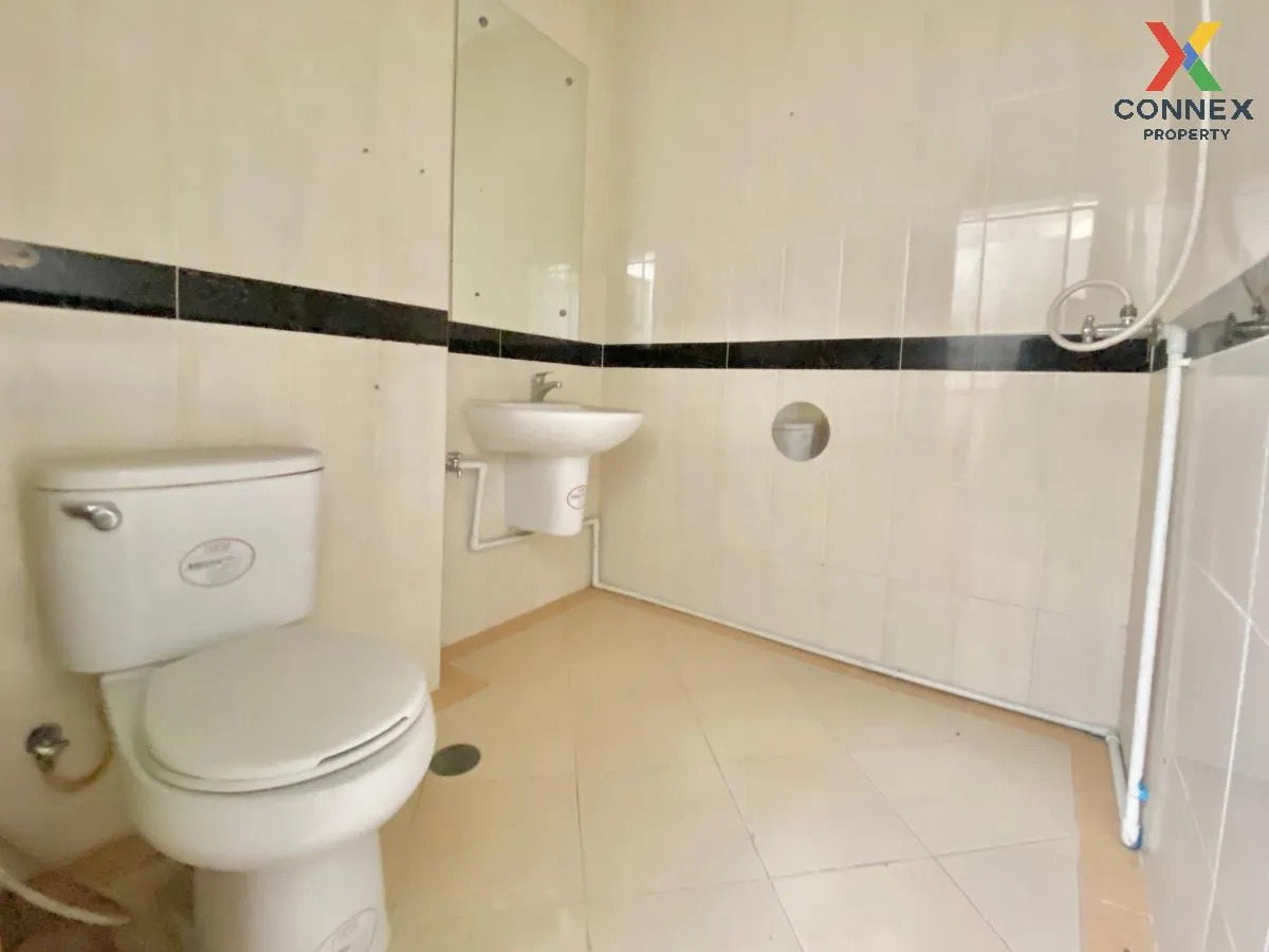 For Sale Townhouse/Townhome  ,  Baan Klang Muang The Royal Monaco