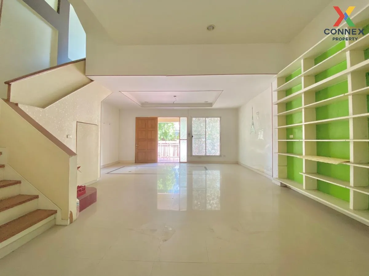 For Sale Townhouse/Townhome  ,  Baan Klang Muang The Royal Monaco