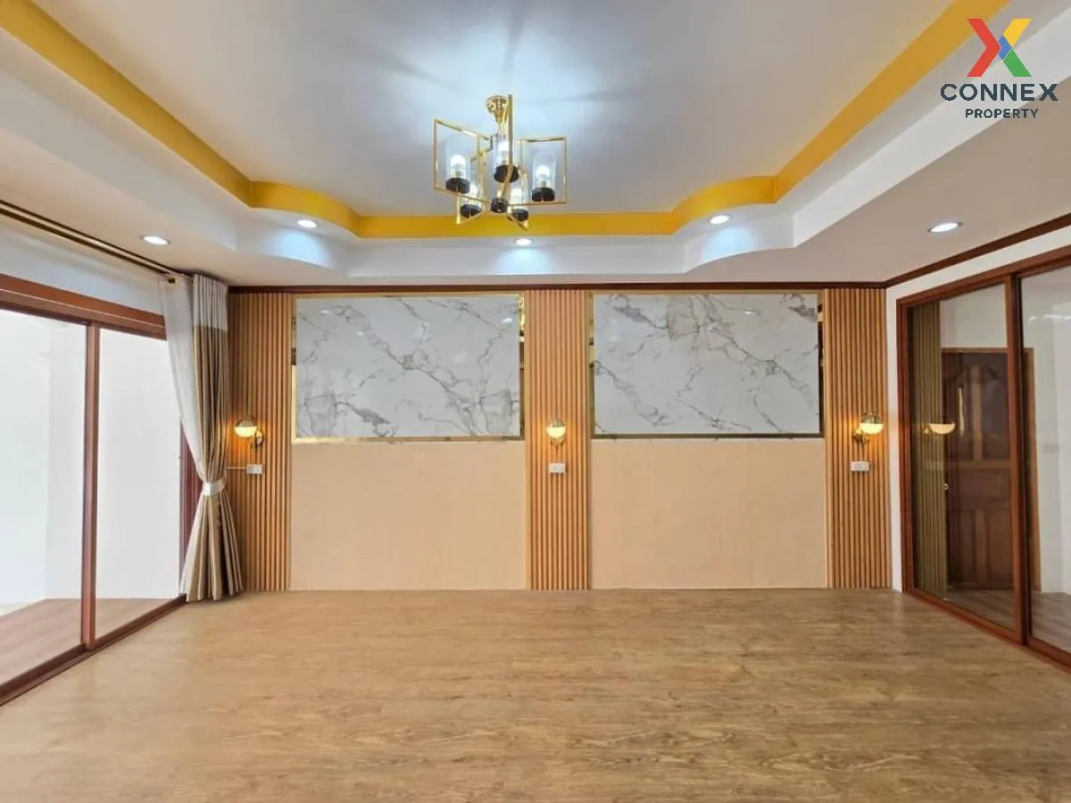 For Sale House , Baan Buathong 4 Baan Kluay-Sai Noi , corner unit For Sale House , Baan Buathong 4 Baan Kluay-Sai Noi , corner unit