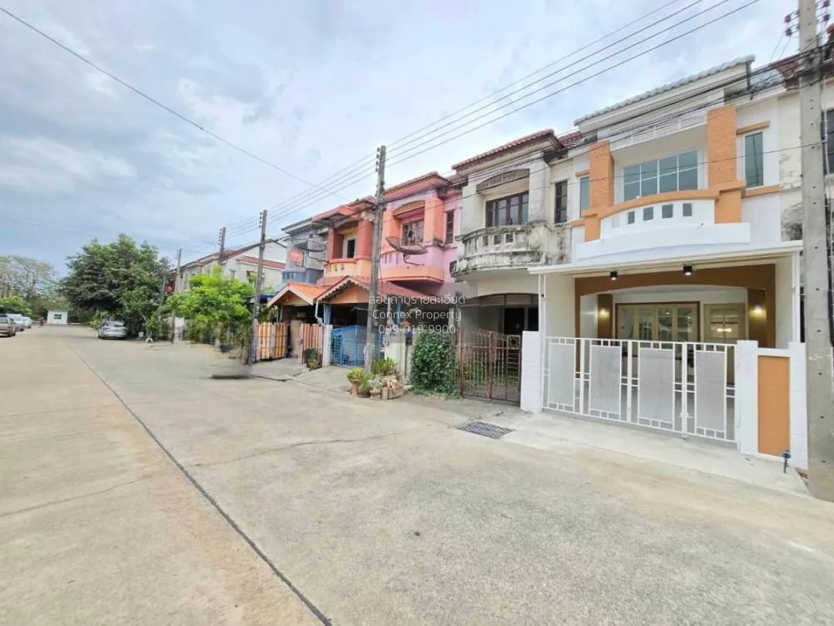 ขายทาวน์เฮ้าส์/ทาวน์โฮม  หมู่บ้านปาริชาติ 345 รีโนเวทใหม่ คลองสี่ 2