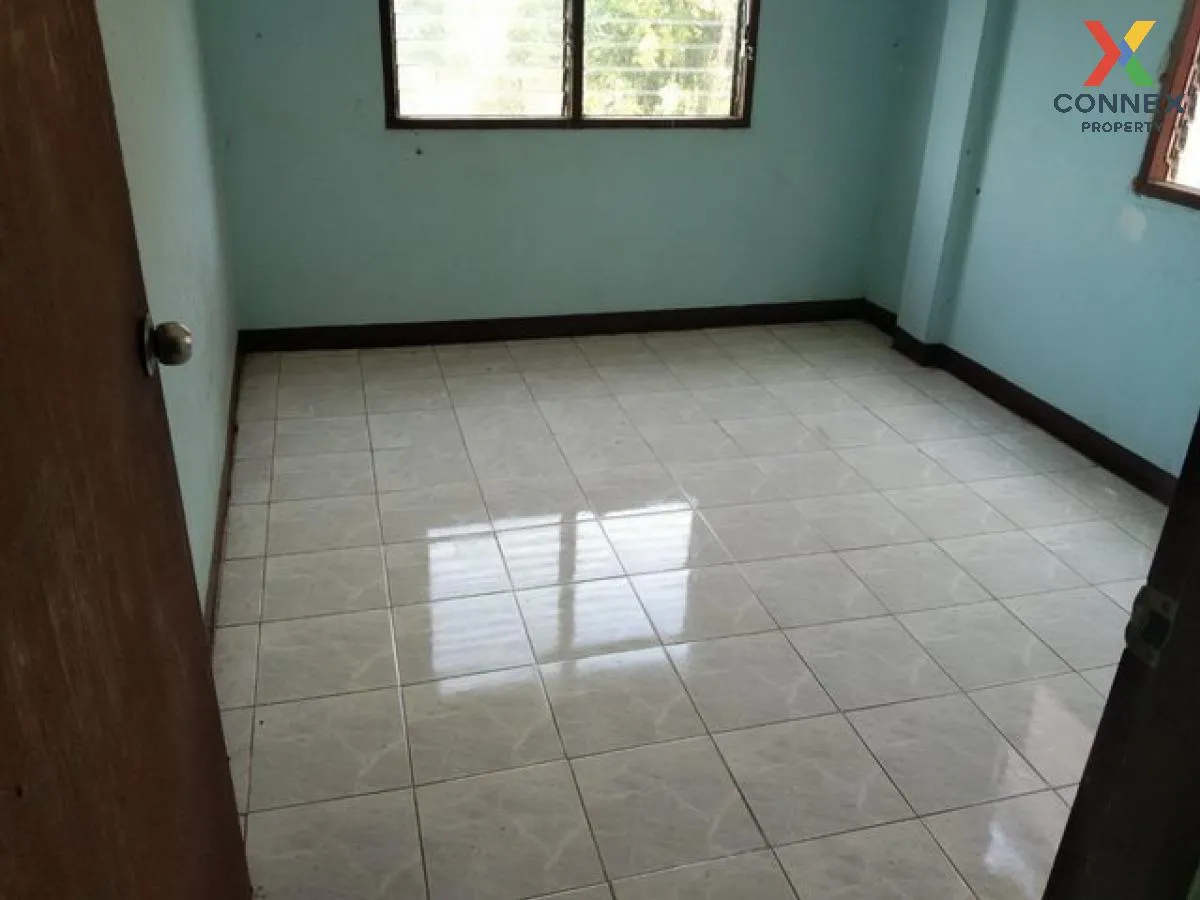 For Sale Townhouse/Townhome  , Baan Thien Thong 2 , Khlong Sip So 1
