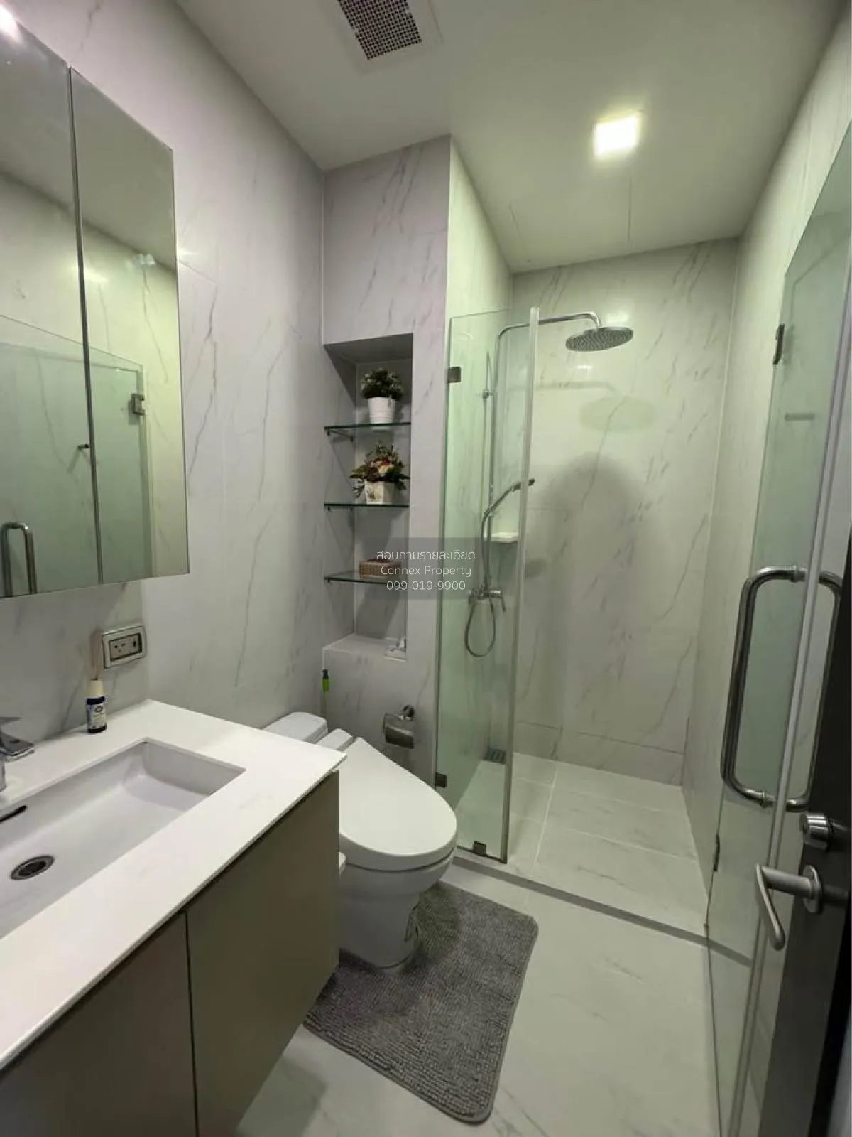 For Rent Condo , Chewathai Residence Asoke , MRT-Phra Ram 9 , Mak