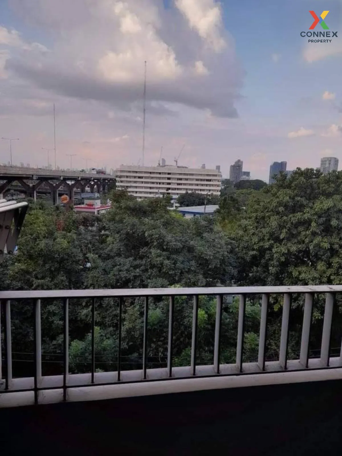 ขายคอนโด  เอลลิโอ สุขุมวิท 64 วิวสวย ชั้นสูง BTS-ปุณณวิถี บางจาก 