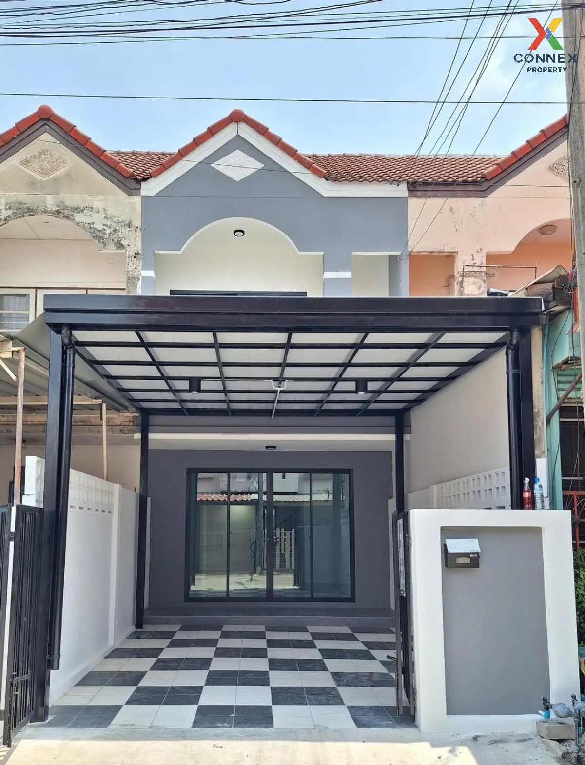 For Sale Townhouse/Townhome  , Baan Thanaram , Lat Sawai , Lam Lu 1