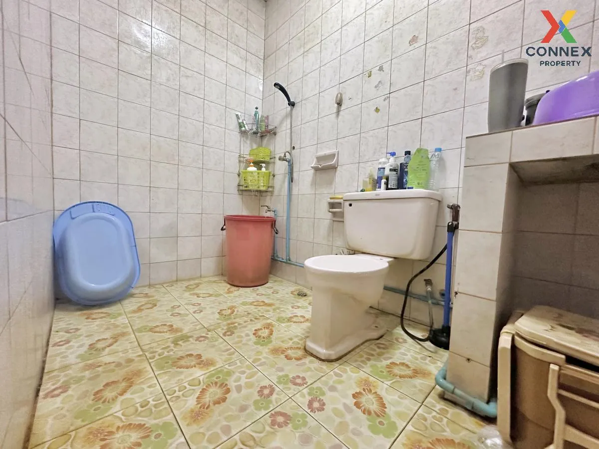 For Sale Townhouse/Townhome  , Somjai Village , Dok Mai , Prawet 