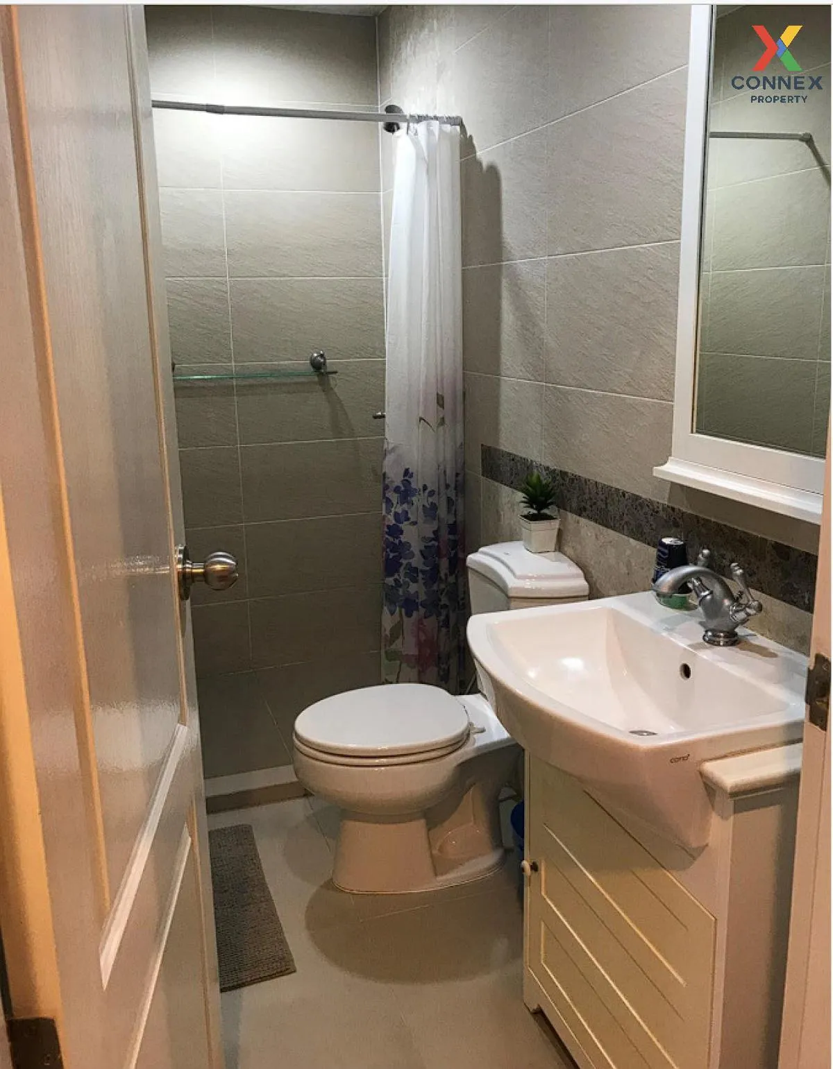 For Rent Condo , The Crest Phaholyothin 11 , BTS-Saphan Khwai , S