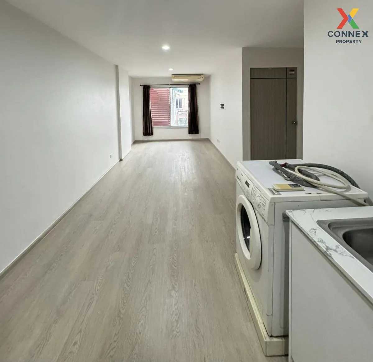 For Sale Condo , Chateau In Town Ratchada 13 , MRT-Huai Khwang ,  For Sale Condo , Chateau In Town Ratchada 13 , MRT-Huai Khwang ,  1