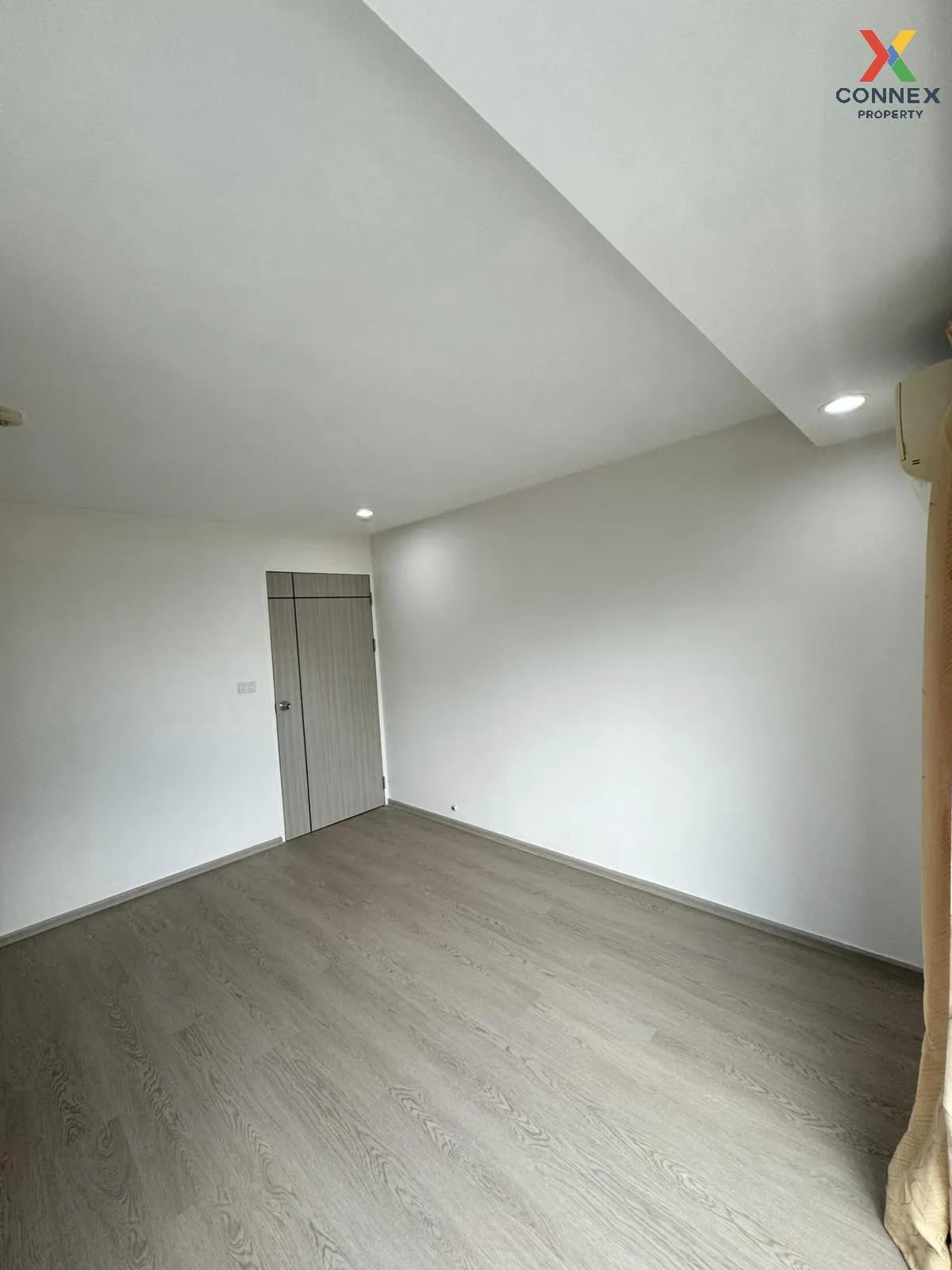 For Sale Condo , Chateau In Town Ratchada 13 , MRT-Huai Khwang ,  For Sale Condo , Chateau In Town Ratchada 13 , MRT-Huai Khwang ,