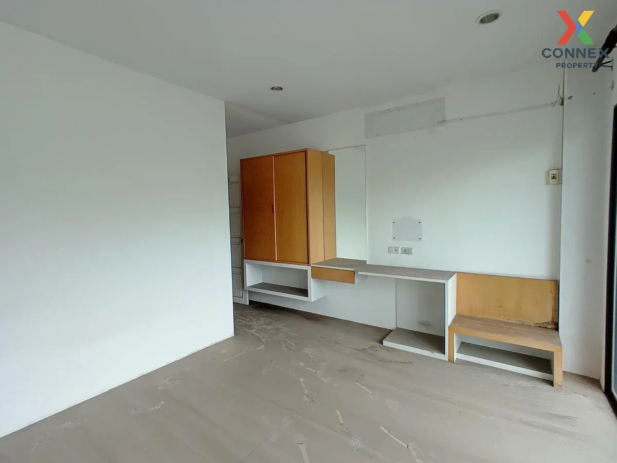 For Sale Commercial Building  4 Floors  Phuket , Wichit , Mueang 