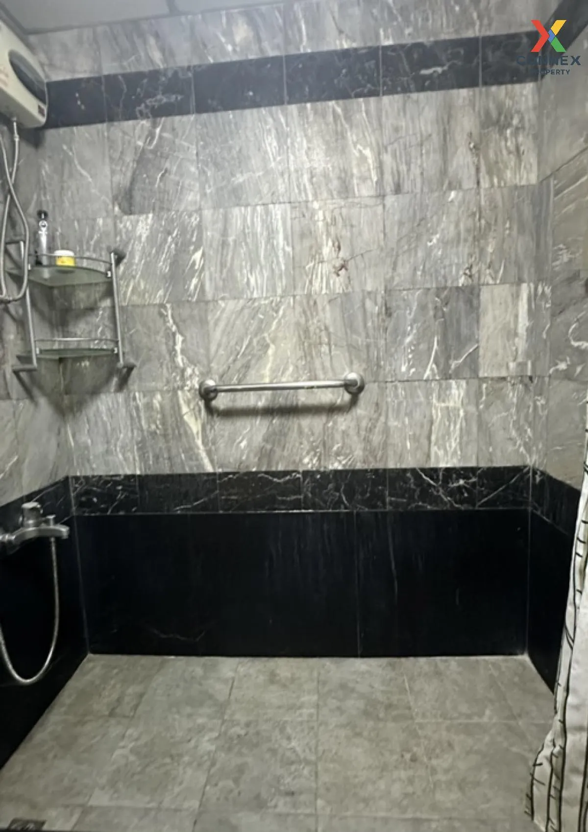 เช่าคอนโด  สราญใจ แมนชั่น BTS-นานา คลองเตย เขต คลองเตย กรุงเทพ CX