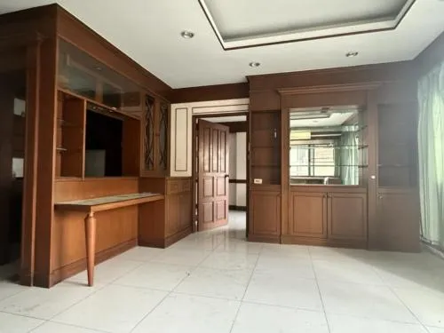 เช่าคอนโด  สราญใจ แมนชั่น BTS-นานา คลองเตย เขต คลองเตย กรุงเทพ CX-98426