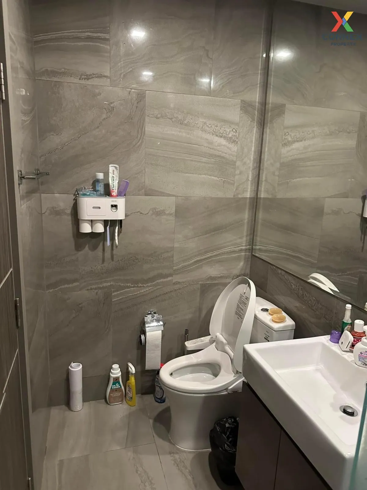 เช่าคอนโด  ไอดีโอ คิว วิคตอรี BTS-อนุสาวรีย์ชัยสมรภูมิ ถนนพญาไท เ