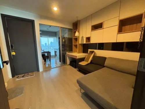 ขายคอนโด  ริทึ่ม สาทร-นราธิวาส BTS-ช่องนนทรี ทุ่งมหาเมฆ เขต สาทร กรุงเทพ CX-98496