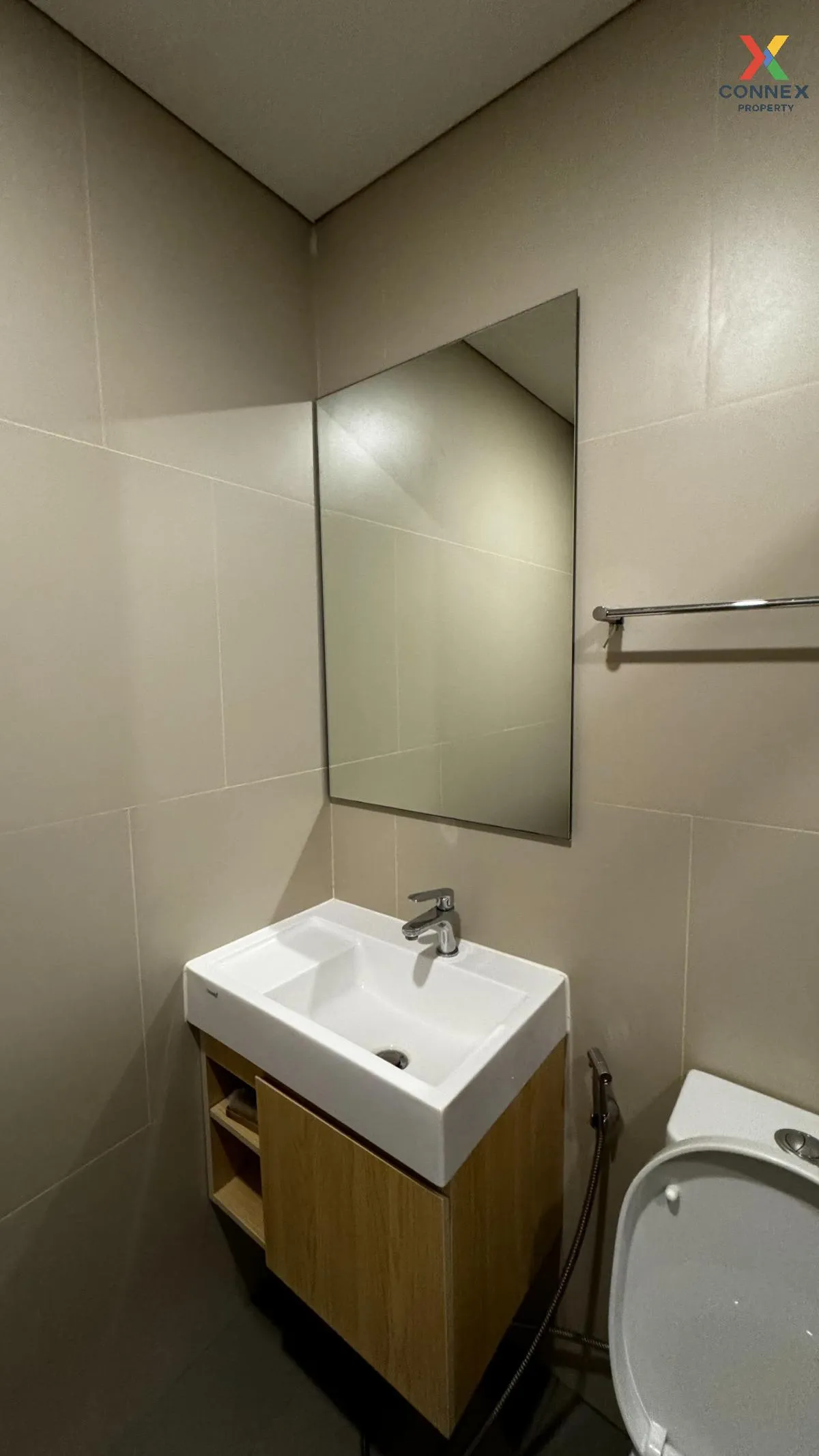 เช่าคอนโด  ลุมพินี สวีท เพชรบุรี - มักกะสัน MRT-เพชรบุรี มักกะสัน