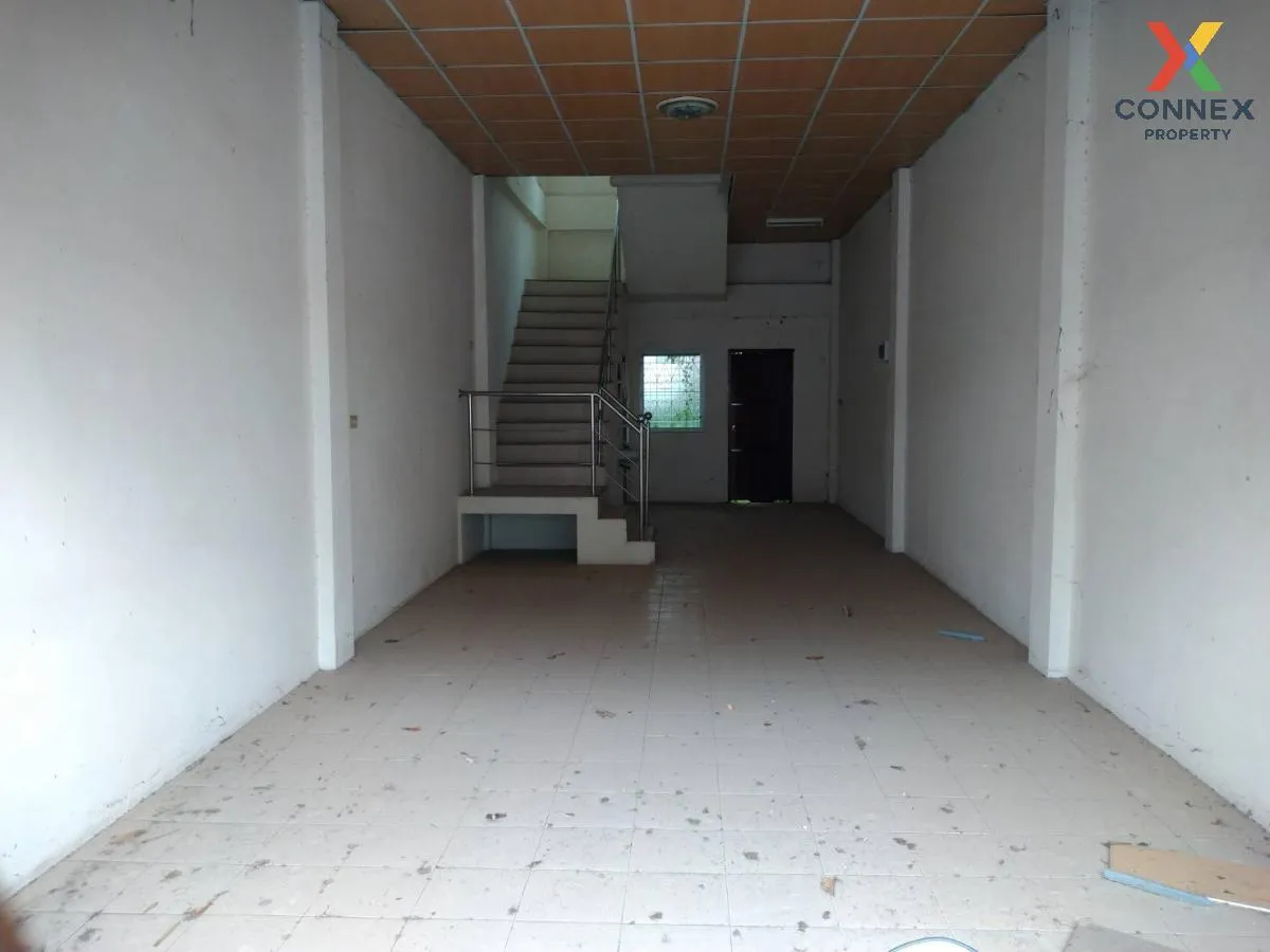 For Sale Commercial Building , Times Square , high floor , wide f 3