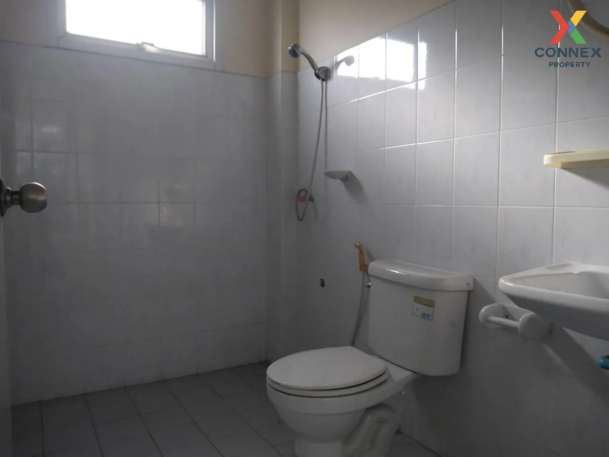 For Sale Commercial Building , Times Square , high floor , wide f