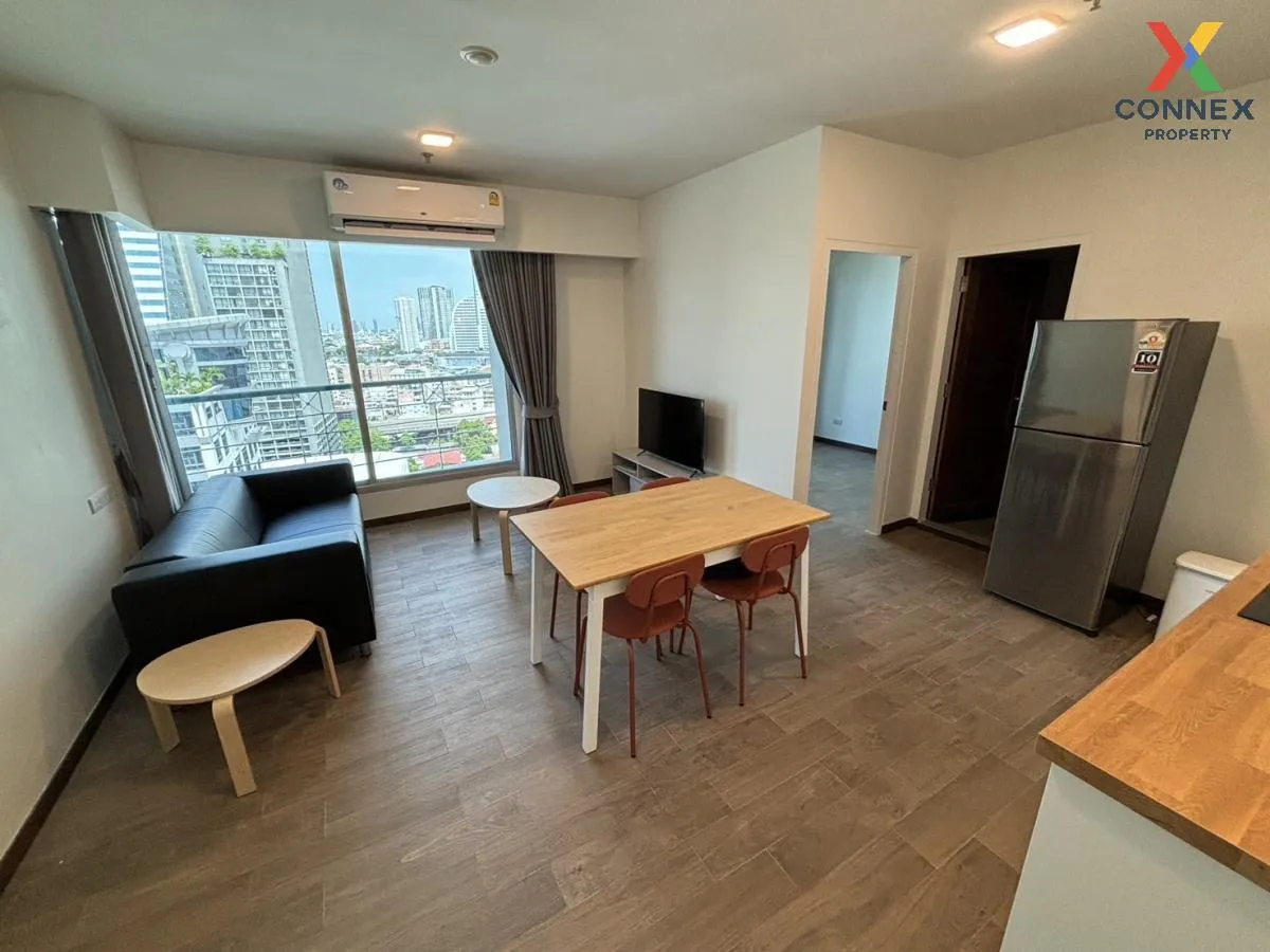 For Rent Condo , Sathorn House , BTS-Saint Louis , Silom , Bang R 1