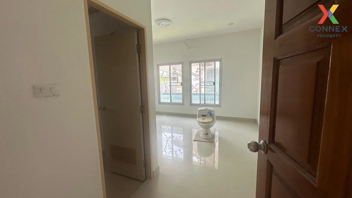 For Sale House , Wanasiri Parkville , Khlong Phra Udom , Lat Lum 