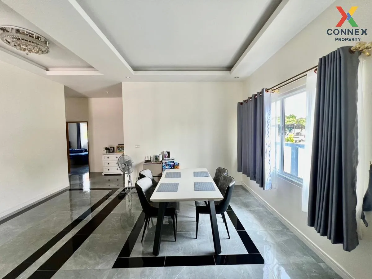 ขายบ้าน  พารากอน พาร์ค เมืองพัทยา บางละมุง ชลบุรี CX-98776