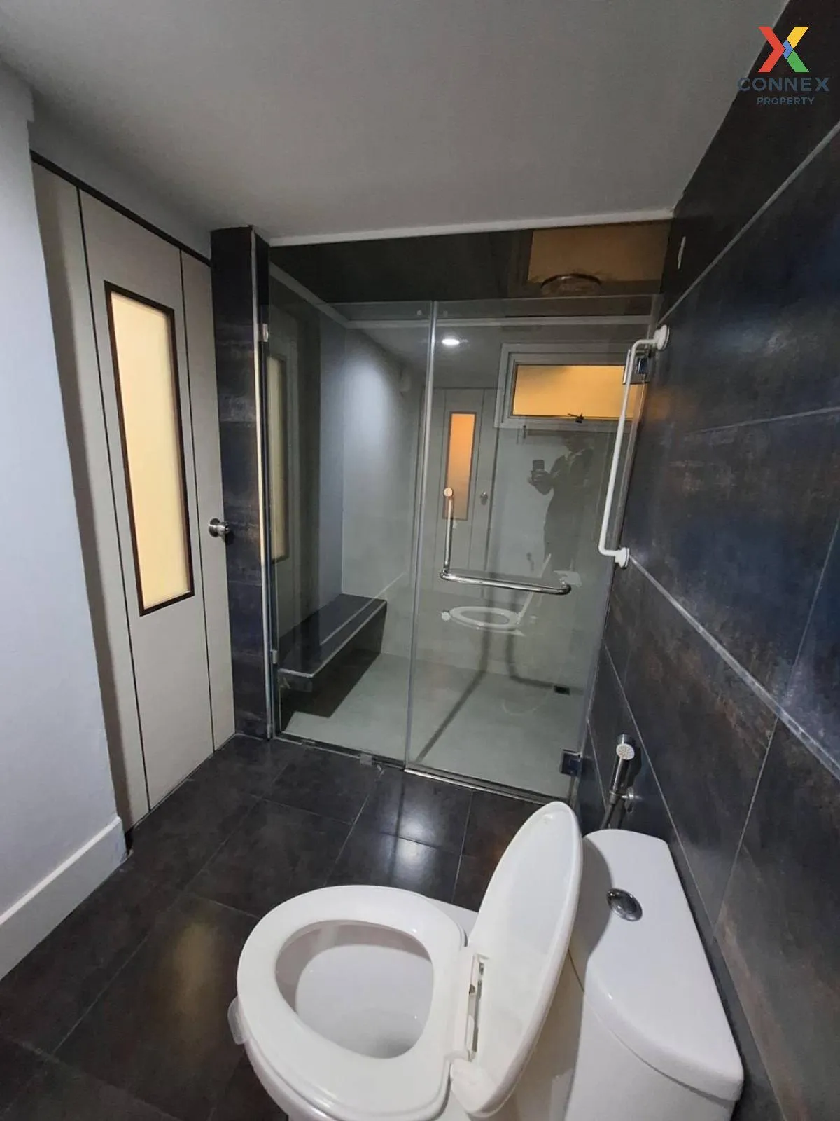 เช่าคอนโด  รีเจ้นท์ รัชดา ทาวเวอร์ MRT-สุทธิสาร ดินแดง เขต ดินแดง