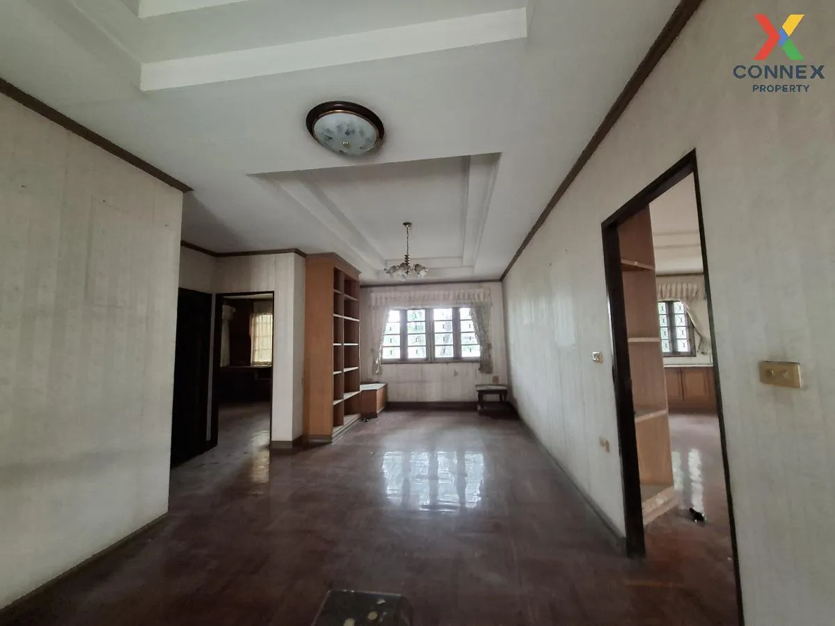 For Sale House , Sivalee Rangsit 1 , Pracha Thipat , Thanyaburi ,