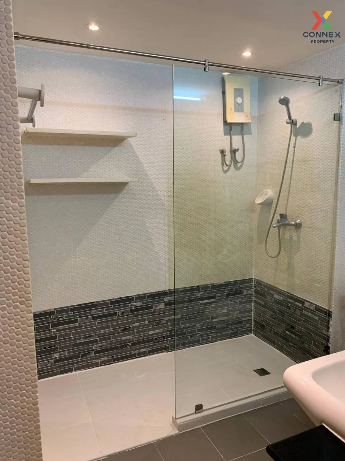 เช่าคอนโด  อโศก เพลส BTS-อโศก คลองเตยเหนือ เขต วัฒนา กรุงเทพ CX-9