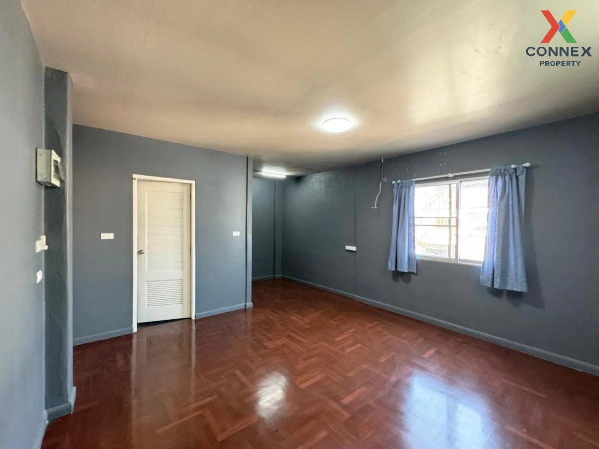 For Rent Townhouse/Townhome  , Varathorn Ville Pattanakarn 44 , S