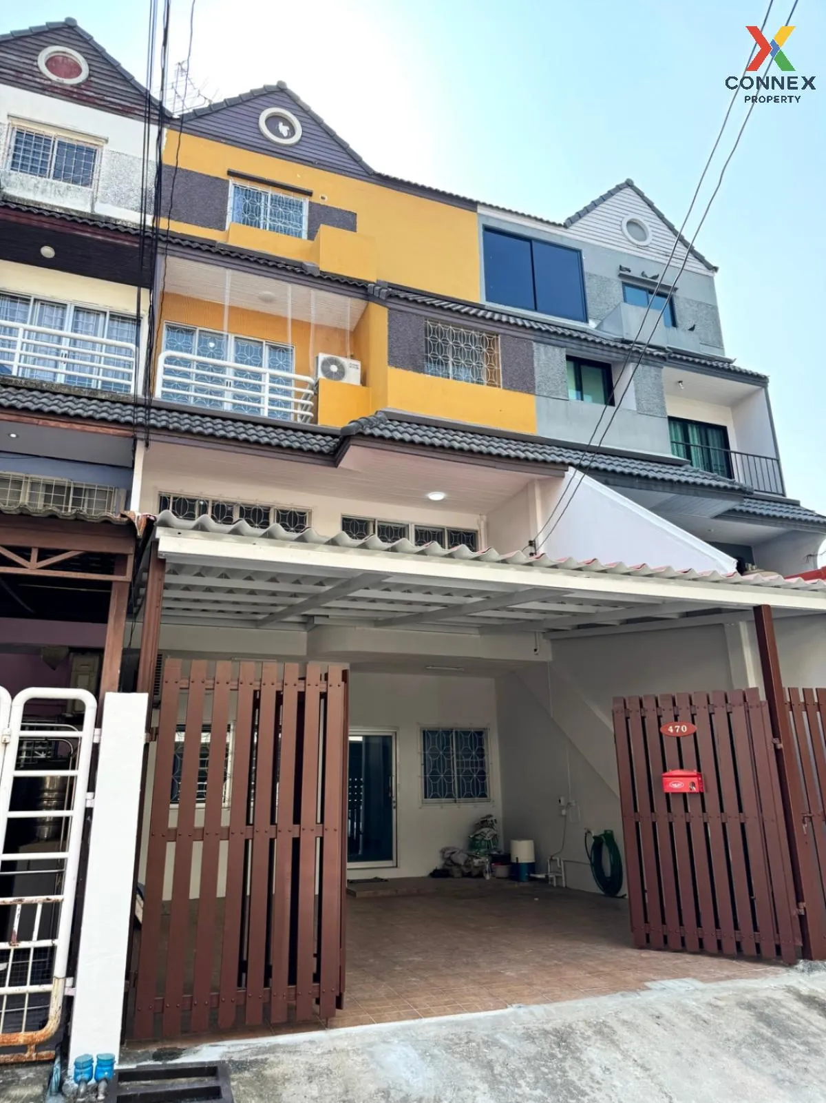 For Rent Townhouse/Townhome  , Varathorn Ville Pattanakarn 44 , S 1