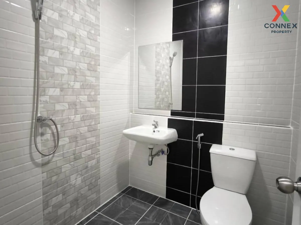 ขายทาวน์เฮ้าส์/ทาวน์โฮม  พฤกษา 3 ซ.วัดลาดปลาดุก วิวสวย หน้ากว้าง 