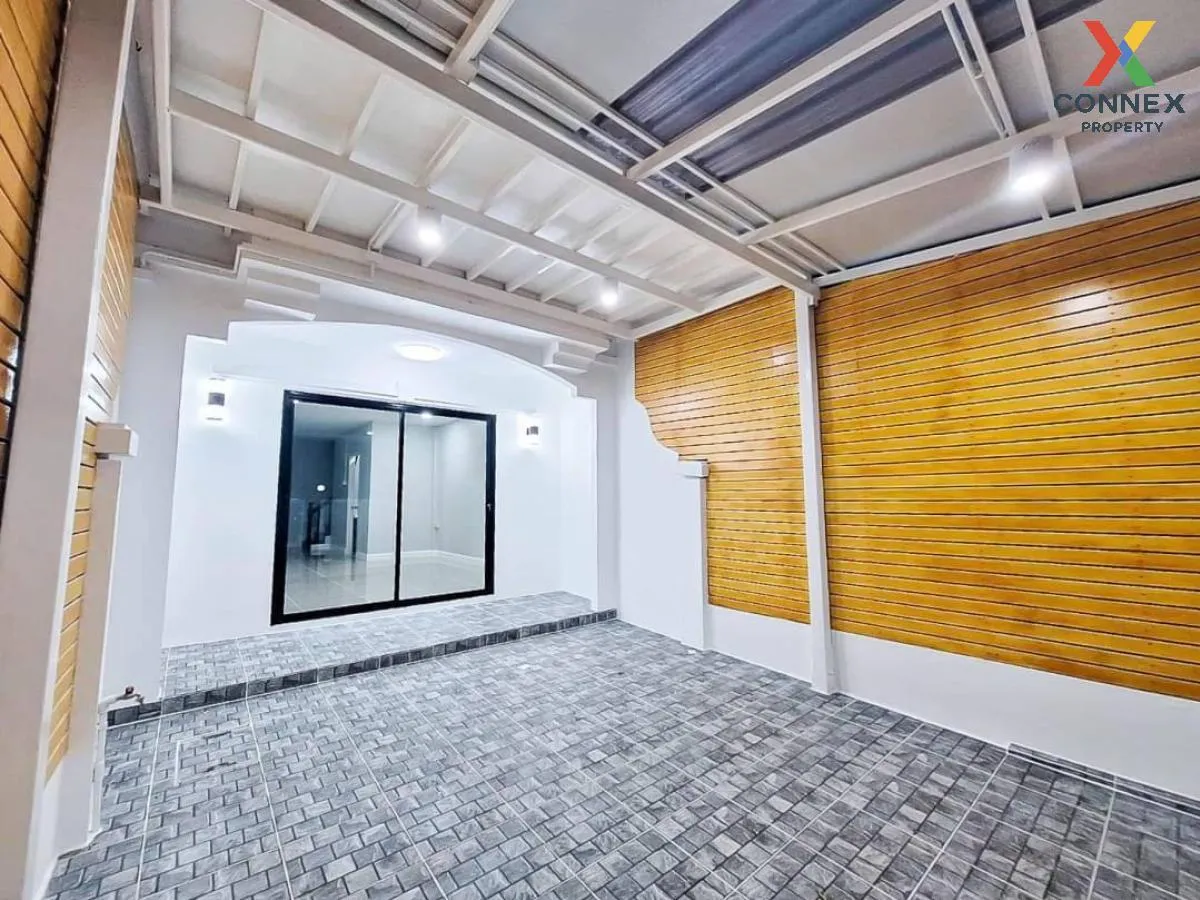 ขายทาวน์เฮ้าส์/ทาวน์โฮม  บ้าน ลภาวัน 3 รีโนเวทใหม่ MRT-ตลาดบางใหญ 3