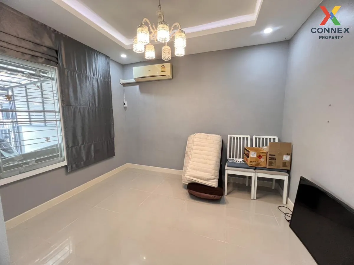 ขายทาวน์เฮ้าส์/ทาวน์โฮม   เดอะ คัลเลอร์ส เลชเชอร์ บางนา กม.8 บางพ