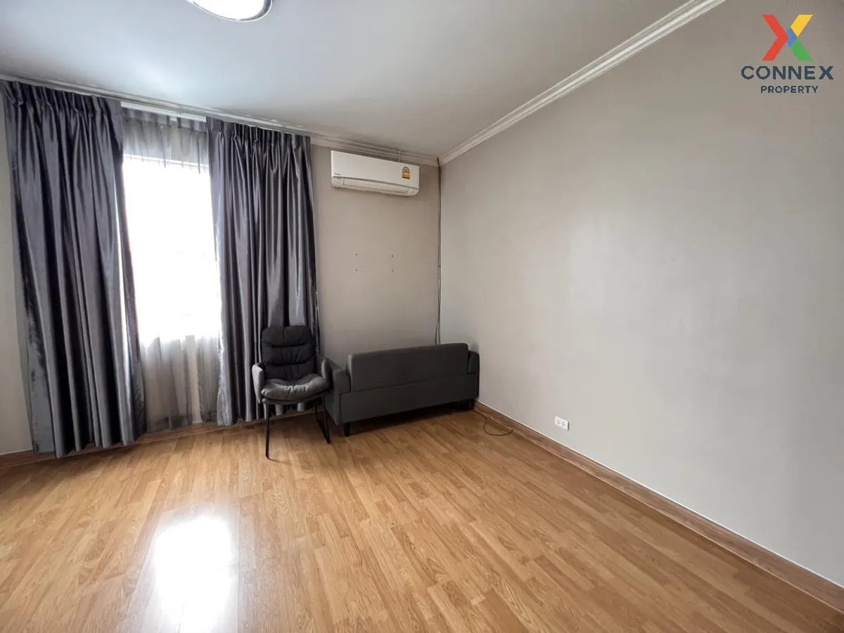 ขายทาวน์เฮ้าส์/ทาวน์โฮม   เดอะ คัลเลอร์ส เลชเชอร์ บางนา กม.8 บางพ