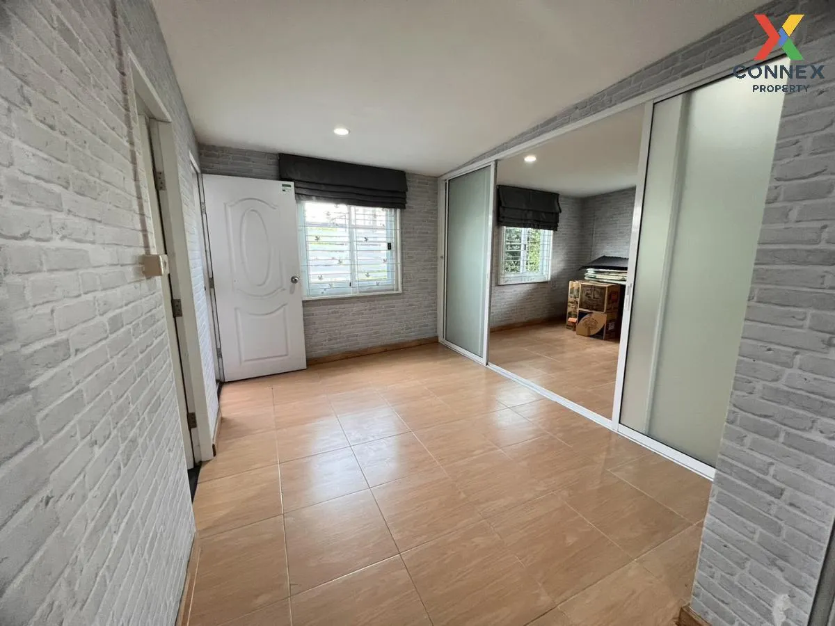 ขายทาวน์เฮ้าส์/ทาวน์โฮม   เดอะ คัลเลอร์ส เลชเชอร์ บางนา กม.8 บางพ