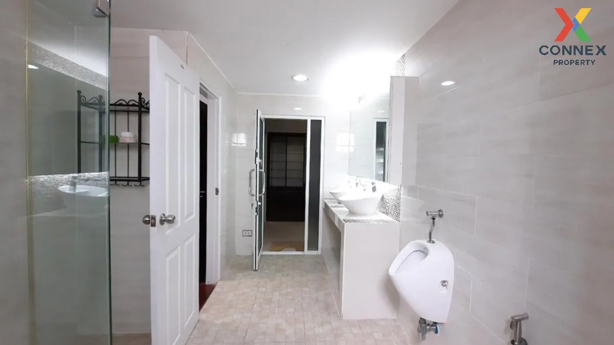 ขายทาวน์เฮ้าส์/ทาวน์โฮม  วราธรวิลล์ พัฒนาการ 44 สวนหลวง เขต สวนหล