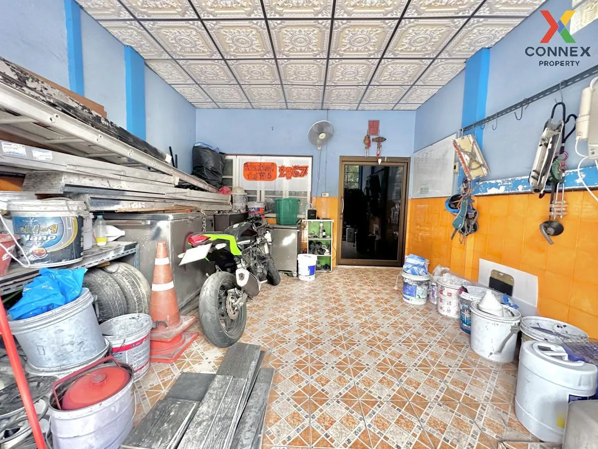 For Sale Townhouse/Townhome  , Somjai Village , Dok Mai , Prawet  4