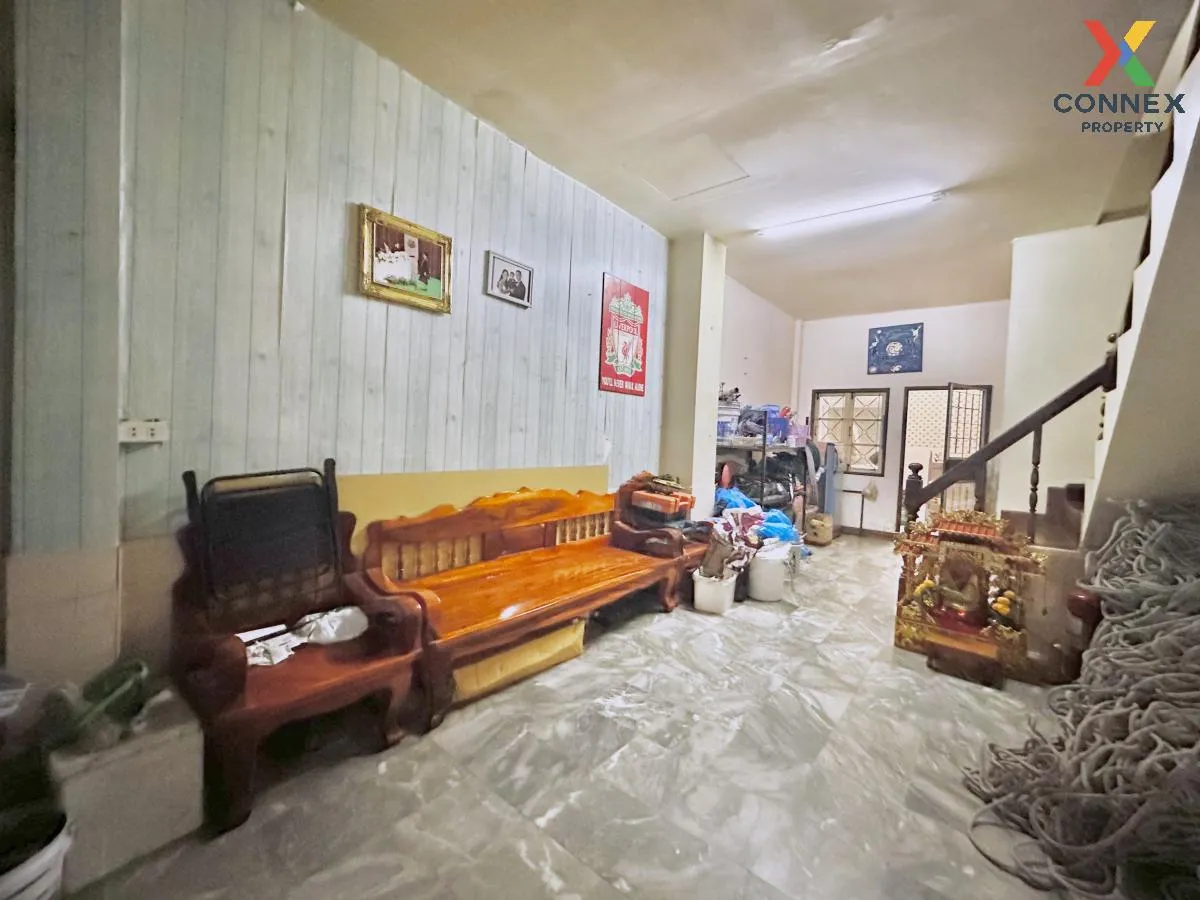 For Sale Townhouse/Townhome  , Somjai Village , Dok Mai , Prawet 