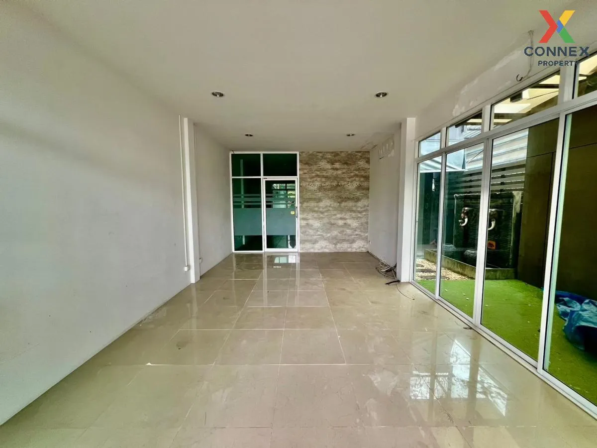 For Sale Commercial Building , SP lakeside , Mueang Phata , Bang  For Sale Commercial Building , SP lakeside , Mueang Phata , Bang  3