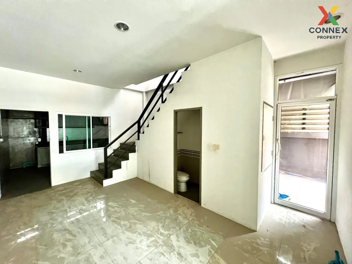 For Sale Commercial Building , SP lakeside , Mueang Phata , Bang  For Sale Commercial Building , SP lakeside , Mueang Phata , Bang