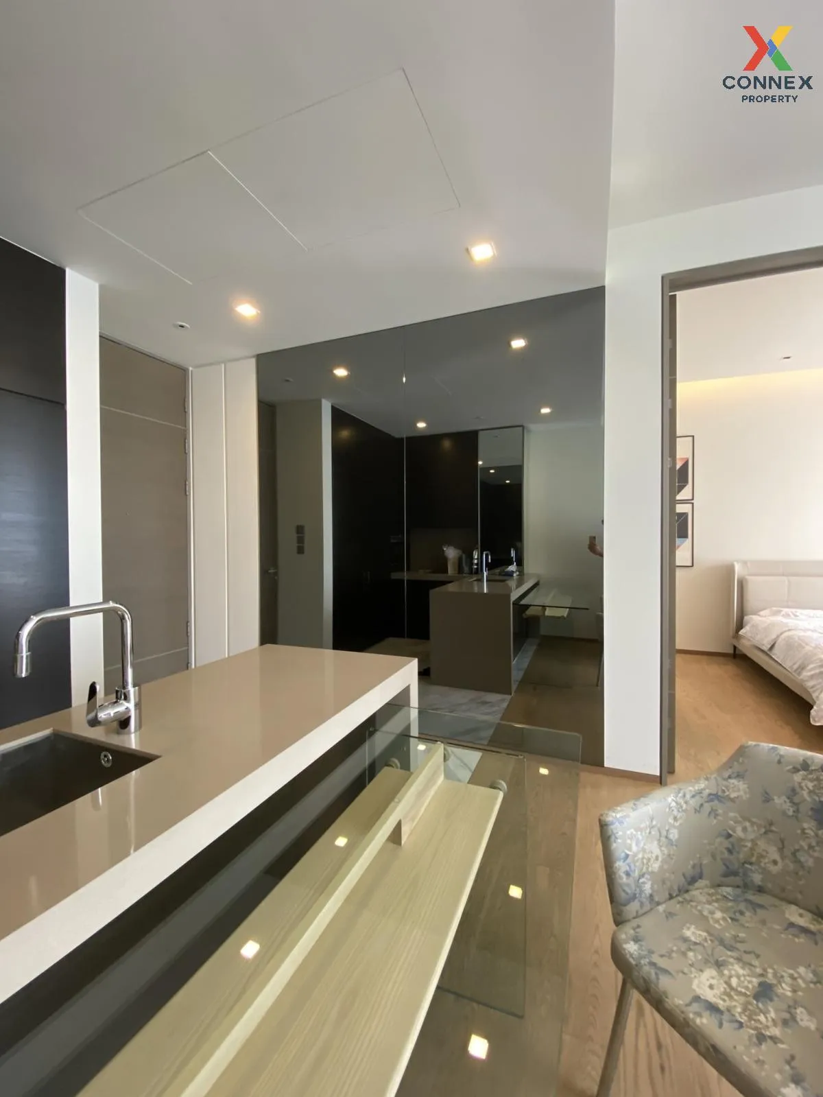 ขายคอนโด  ศาลาแดง วัน BTS-ศาลาแดง สีลม เขต บางรัก กรุงเทพ CX-9906 ขายคอนโด  ศาลาแดง วัน BTS-ศาลาแดง สีลม เขต บางรัก กรุงเทพ CX-9906