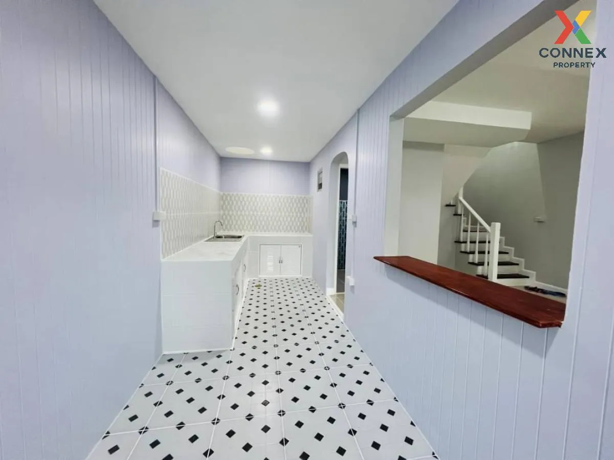 ขายทาวน์เฮ้าส์/ทาวน์โฮม  บ้านพฤกษา 33 บางบัวทอง วิวสวย ห้องมุม หน