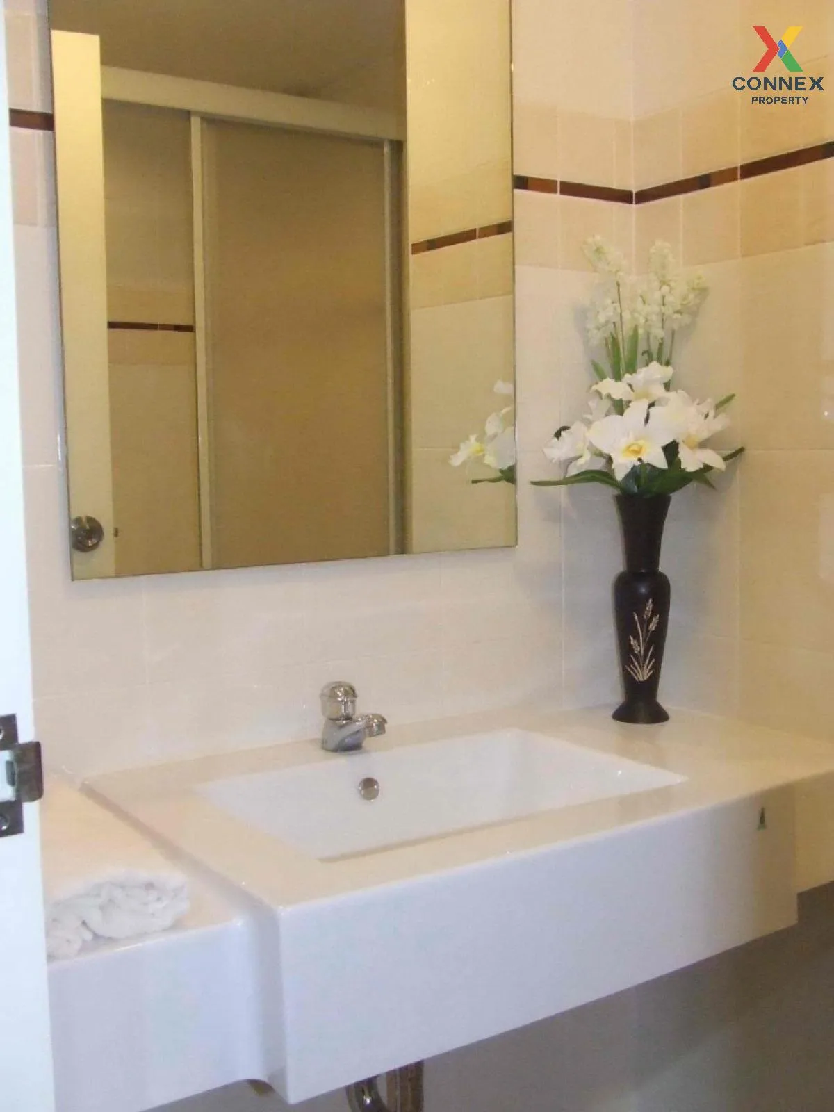 เช่าคอนโด  ลุมพินี เพลส นราธิวาส - เจ้าพระยา ช่องนนทรี เขต ยานนาว