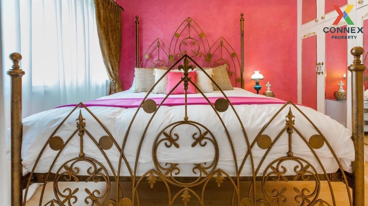 For Rent Townhouse/Townhome  , Crystal Ville , MRT-Ladprao 71 , L