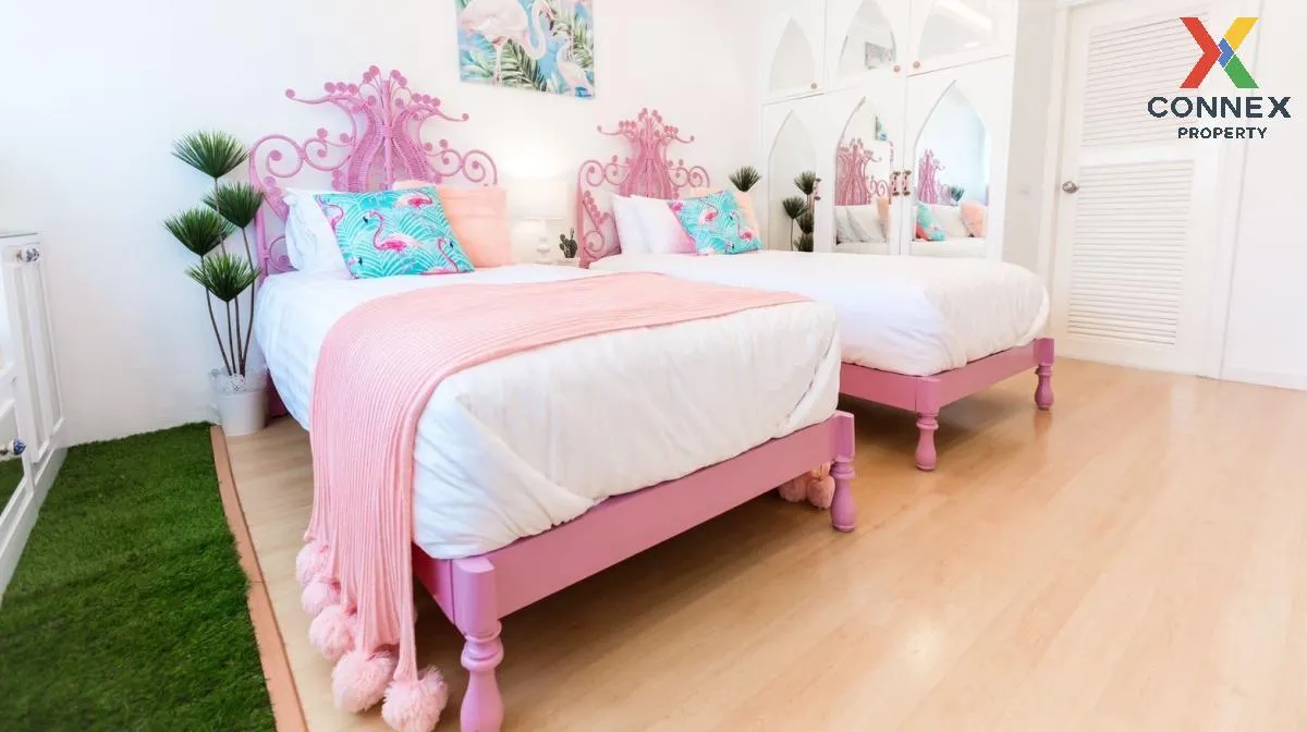 For Rent Townhouse/Townhome  , Crystal Ville , MRT-Ladprao 71 , L