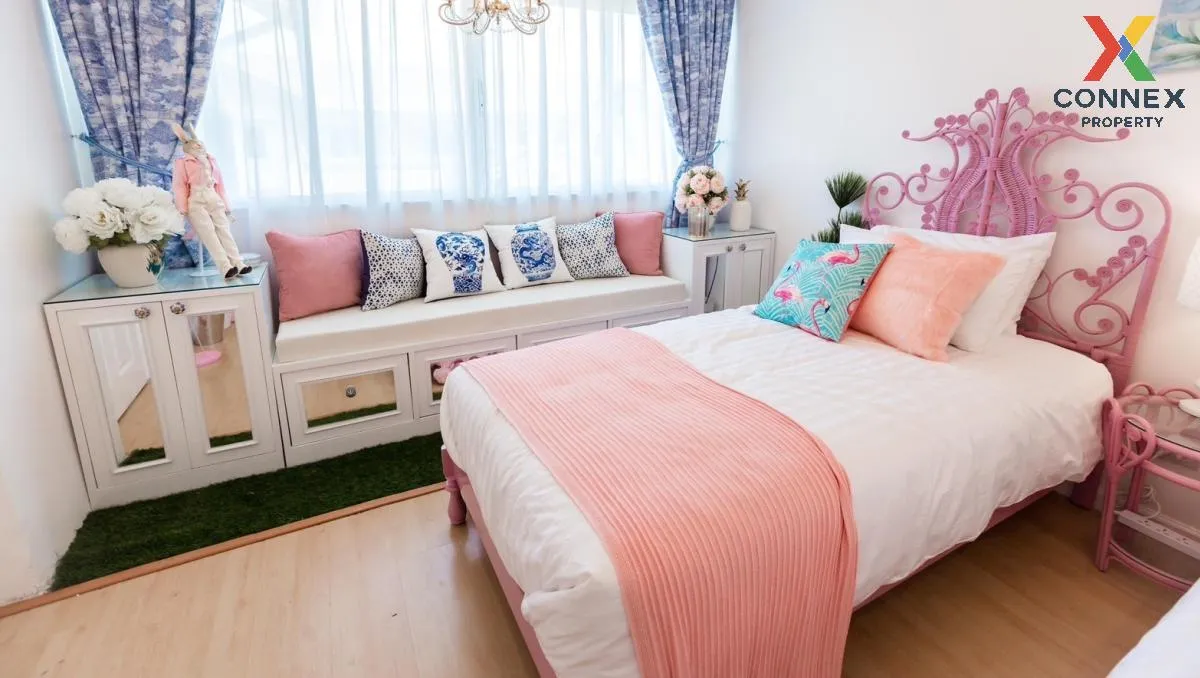 For Rent Townhouse/Townhome  , Crystal Ville , MRT-Ladprao 71 , L