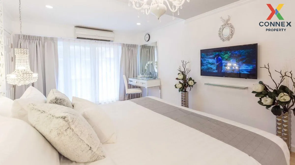 For Rent Townhouse/Townhome  , Crystal Ville , MRT-Ladprao 71 , L