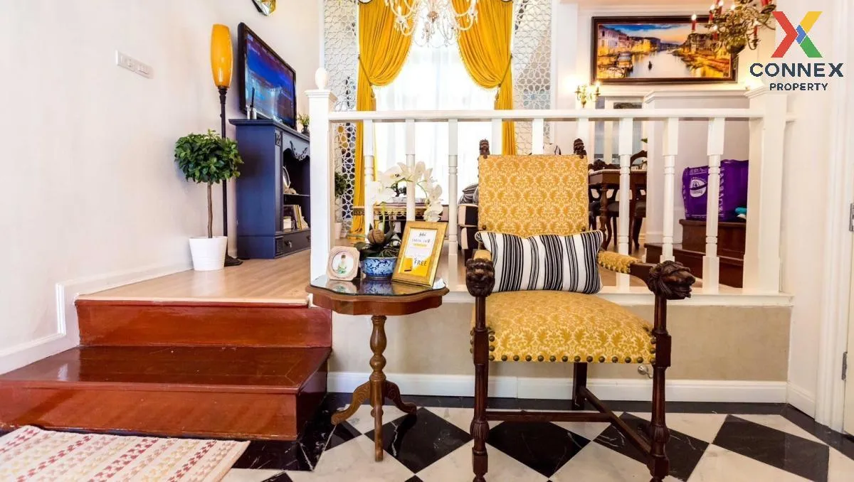 For Rent Townhouse/Townhome  , Crystal Ville , MRT-Ladprao 71 , L